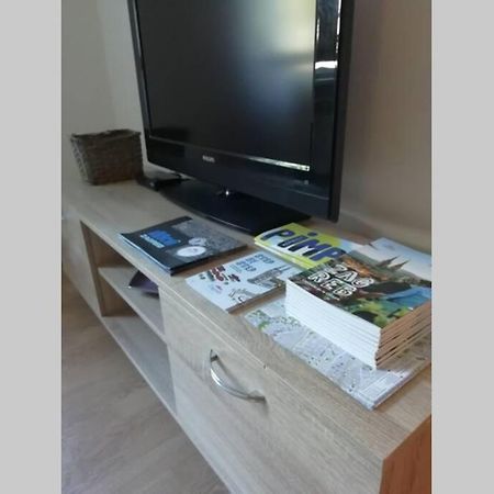 Sarmantni Apartman Malecka Zagabria Esterno foto